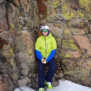 Meet your Posher, Max